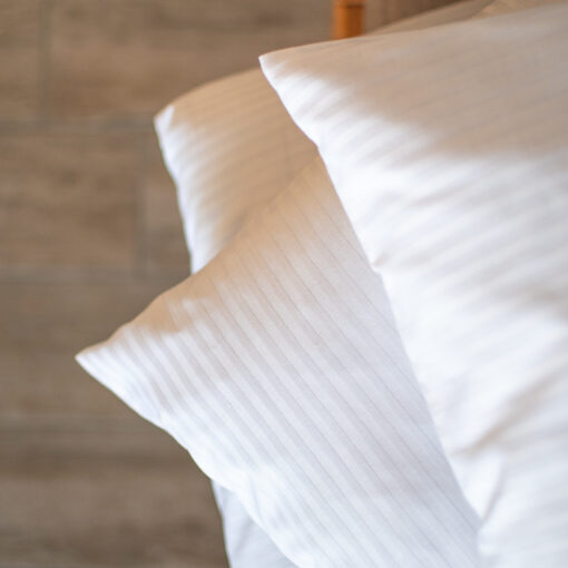 Damasztcsíkos szállodai párnahuzat – 10mm (másolat)