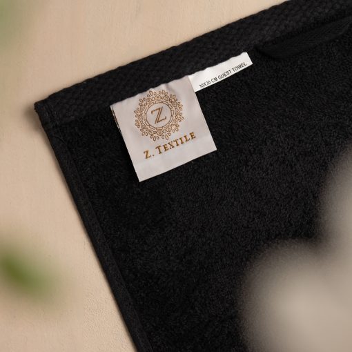 Fekete törölköző Make-up hímzéssel